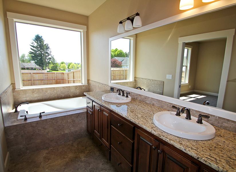 Master bathroom in new home at Chinook Place, by Universal Construction