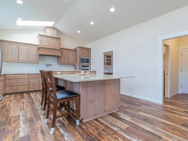 New homes in Silver Lake, WA. Presented by Cano Real Estate. 2208 square foot plan