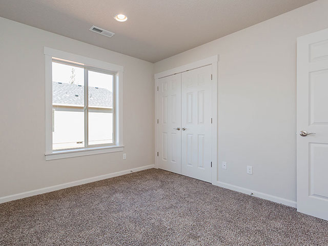 New homes in Silver Lake, WA. Presented by Cano Real Estate. 1556 square foot plan